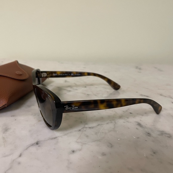 Ray-Ban Tortoiseshell Sunglasses Polarized RB 4227 - Picture 2 of 7